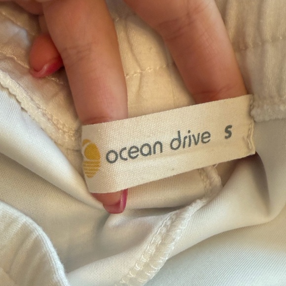 Ocean Drive Cream Joggers - Picture 3 of 3